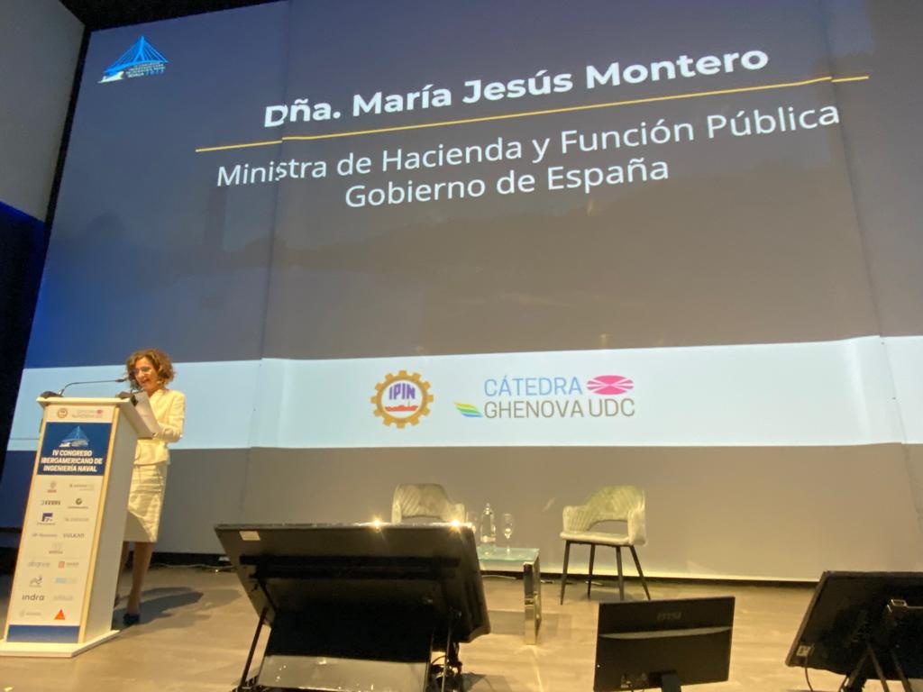 A ministra de Facenda e Función Pública, María Jesús Montero, clausurou esta mañá a parte do congreso realizada en Sevilla.