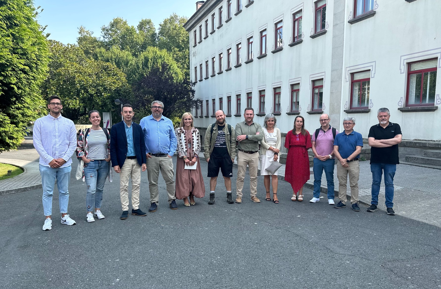 A Sala de Xuntas da Escola Politécnica de Enxeñaría de Ferrol (EPEF) acolleu este venres unha das reunión presenciais vinculada á reformulación de tres dos cinco títulos de grao que oferta o centro.