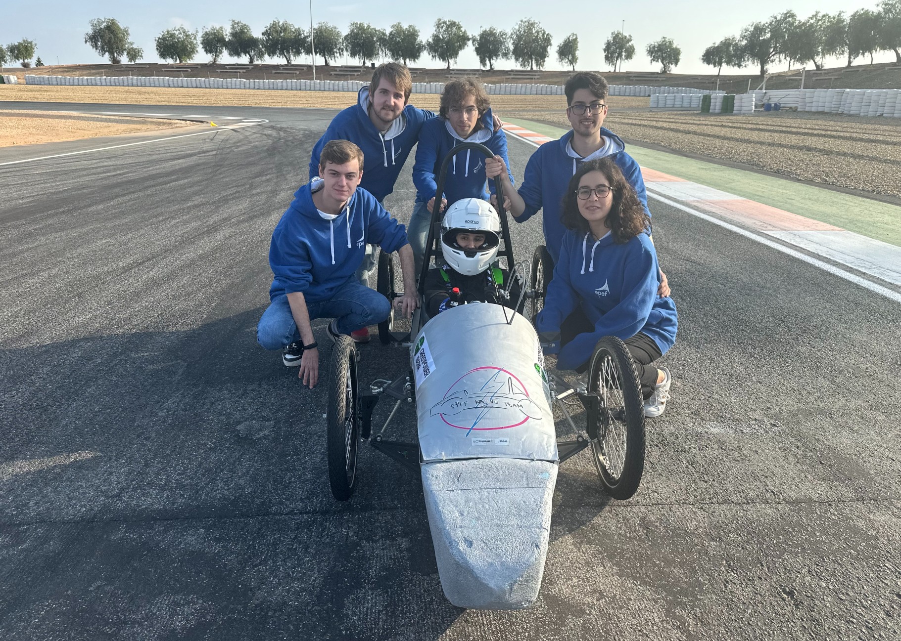 o EPEF Racing Team, que compite co kit proporcionado por Greenpower Iberia, no Circuíto de Cartagena, en decembro de 2024, onde obtivo o terceiro posto na categoría F24+ no marco da Greenpower Iberia UPCT South-East, impulsada pola Escuela Técnica Superior de Ingeniería Industrial da Universidad Politécnica de Cartagena (UPCT