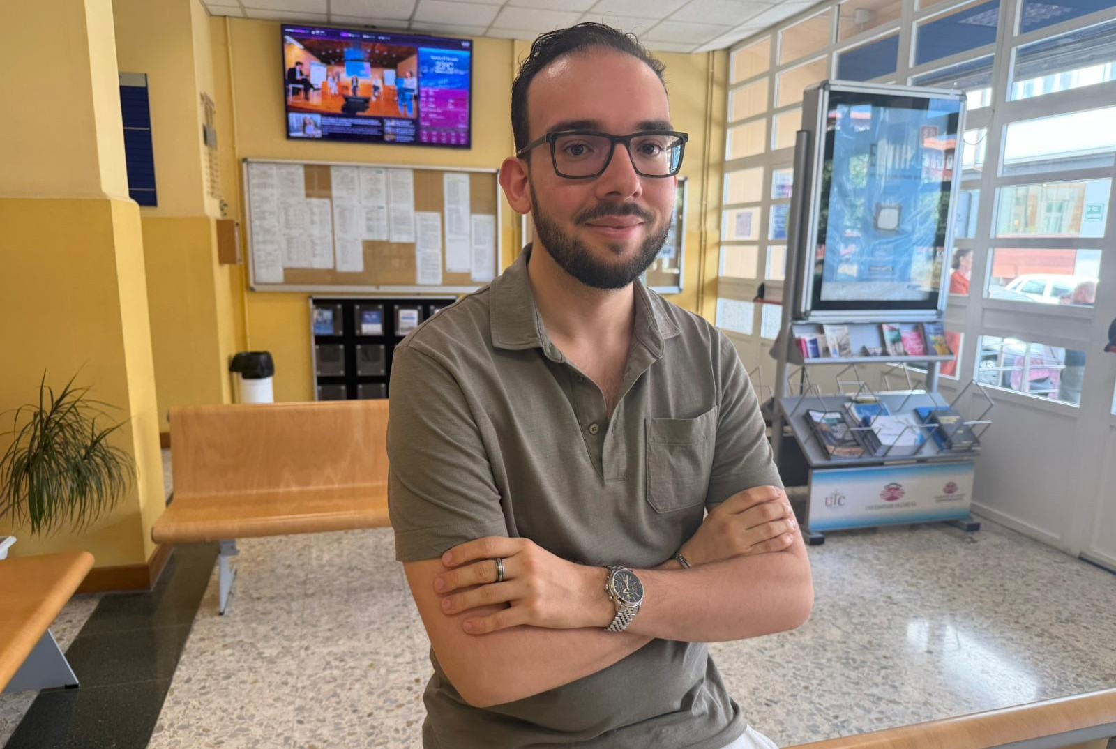 Iván Montero Barros obtivo unha Matrícula de Honra no Traballo Fin de Grao titulado “Máis alá do salario: do desexo do consumidor ao compromiso do empregado” e titorizado polo profesor da Facultade de Ciencias do Traballo, José María Rolón Varela.